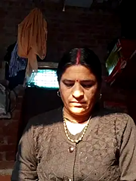 CUTE Ishpa online show from January 11, 3:44 am