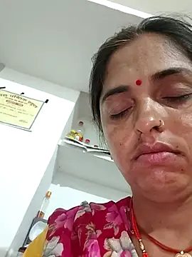 Snapshot of Mahima_rani34 chatting on May 30, 9:45 pm Mahima rani34 online show from May 30, 9:45 pm