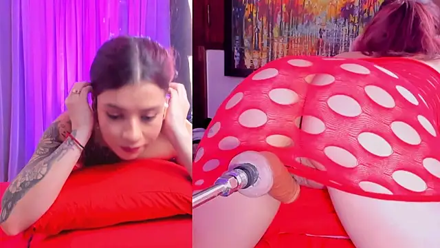 Snapshot of CandyHolmes chatting on February 14, 6:15 pm CandyHolmes online show from February 14, 6:15 pm