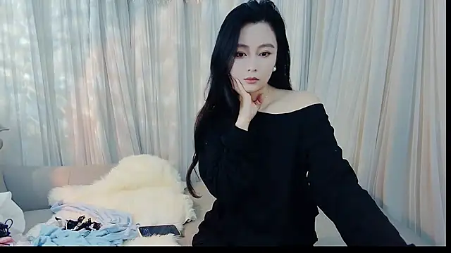 HCOCO online show from April 10, 1:38 pm