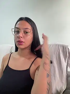 jujuarantes  2026 online show from February 24, 12:25 pm