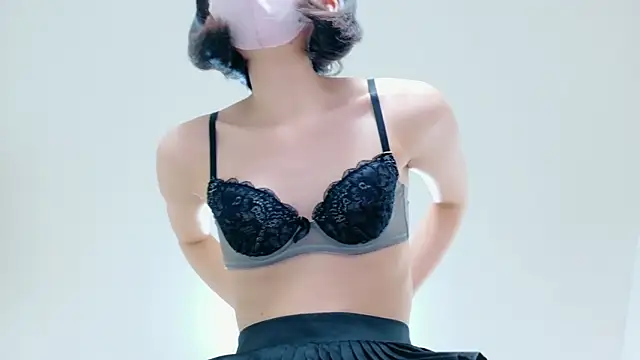 Kiki-jpn online show from March 28, 9:31 am