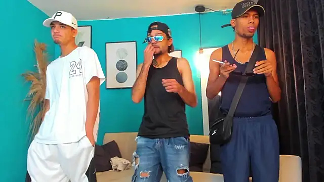 TheWolfpack  online show from January 18, 3:10 am