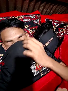 Snapshot of AngelQueen09 chatting on December 21, 6:31 am AngelQueen09 online show from December 21, 6:31 am