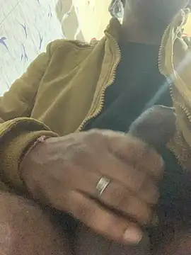 Snapshot of Rahulkumaro1 chatting on February 1, 1:59 am Rahulkumaro1 online show from February 1, 1:59 am