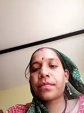 Karishma singh online show from March 1, 9:55 am