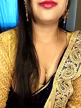 Deshi bhabhi143 online show from March 21, 7:46 am