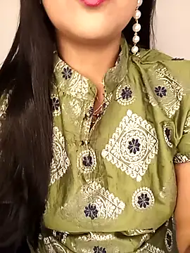 Deshi bhabhi143 online show from April 8, 6:13 am