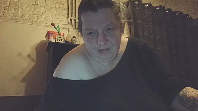 tigresse3 online show from May 15, 11:23 pm