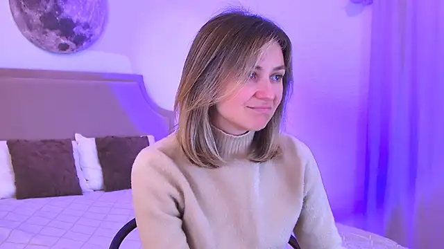 EmeraldGlow online show from February 24, 2:37 pm