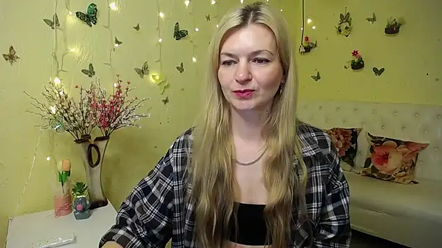 MelissaTyler online show from April 16, 11:22 am