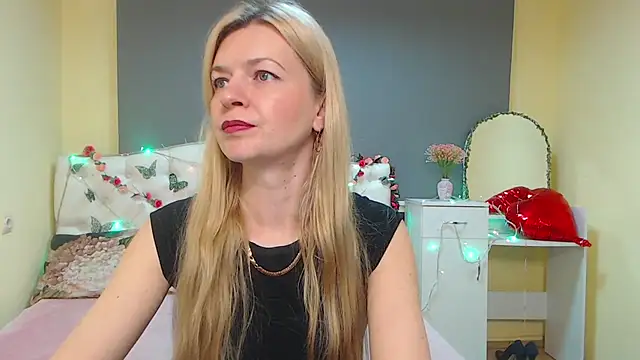 MelissaTyler online show from April 18, 5:33 am