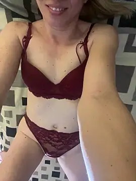 SexyMamiVee online show from March 6, 6:37 pm