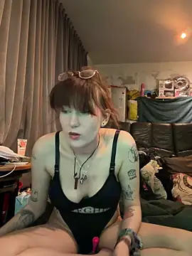 MisterandNiffyNoon online show from February 10, 8:57 pm