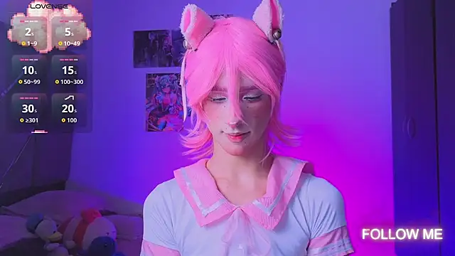 Snapshot of Kitsuneplay_ chatting on July 6, 3:03 pm Kitsuneplay online show from July 6, 3:03 pm