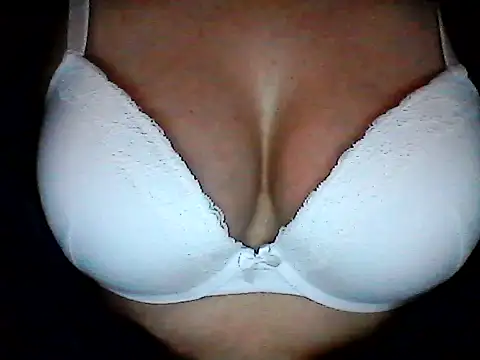 sexymilena9 online show from January 14, 10:36 pm