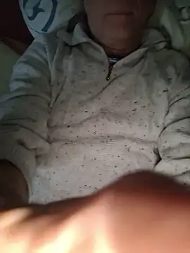 ModelAlexG online show from January 11, 3:06 pm