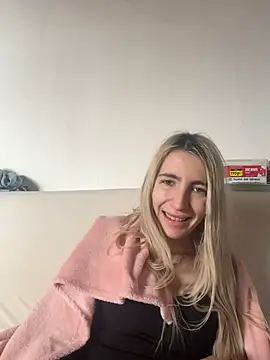 BarbieBlondieGirl online show from January 11, 11:26 am