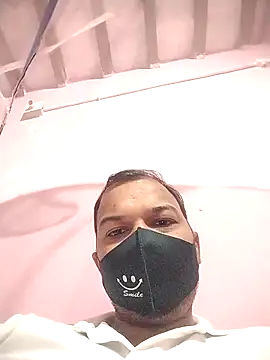 Snapshot of lookupyou chatting on December 22, 3:36 am lookupyou online show from December 22, 3:36 am