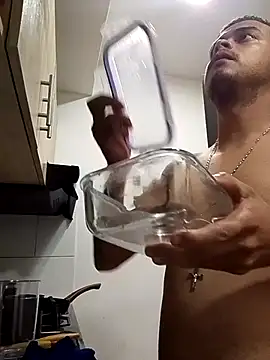 soytorres92 online show from May 12, 6:54 am