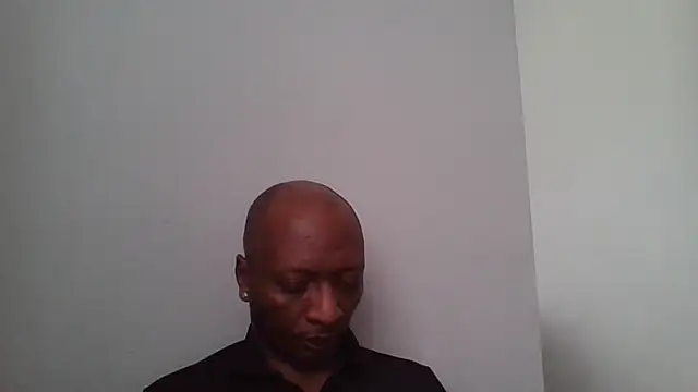 Snapshot of 4everlove39 chatting on December 22, 5:32 pm 4everlove39 online show from December 22, 5:32 pm