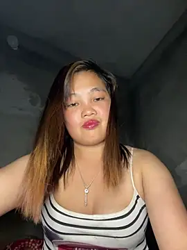 Snapshot of Wendy-2 chatting on March 28, 4:17 pm Wendy-2 online show from March 28, 4:17 pm