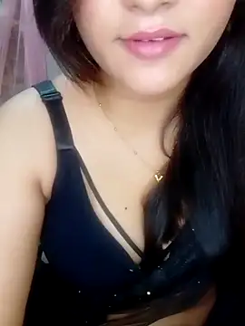 Snapshot of Saumyy chatting on April 25, 7:00 pm Saumyy online show from April 25, 7:00 pm