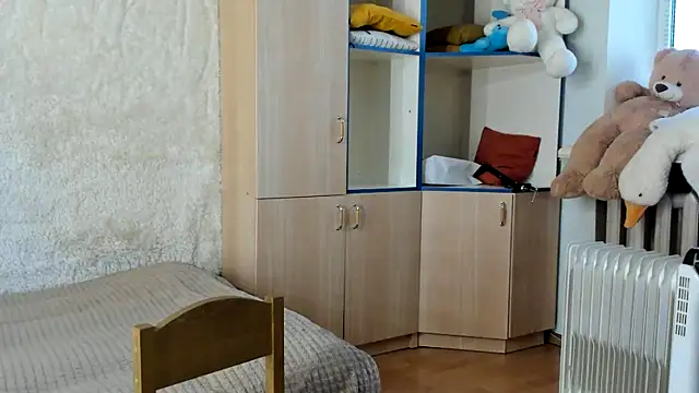 Snapshot of VeronikaDream chatting on May 3, 11:38 am VeronikaDream online show from May 3, 11:38 am