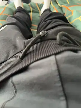 Snapshot of friemeldepiemel chatting on February 10, 11:58 am friemeldepiemel online show from February 10, 11:58 am