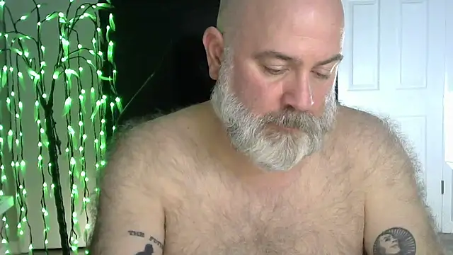 XJJ77x online show from April 3, 1:47 am