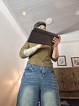 kat paradise online show from May 20, 11:49 am