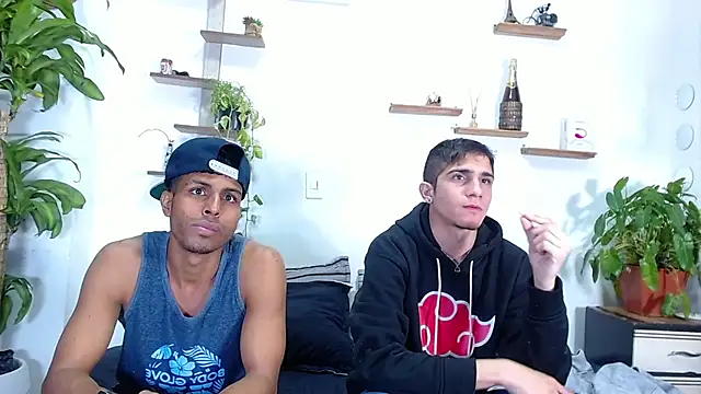 Interracial Snow Bunny online show from February 16, 9:11 pm