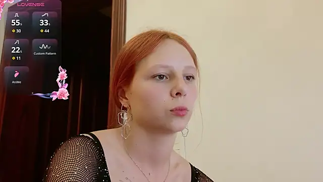 Snapshot of ViktoriaSilk chatting on May 6, 4:56 pm ViktoriaSilk online show from May 6, 4:56 pm