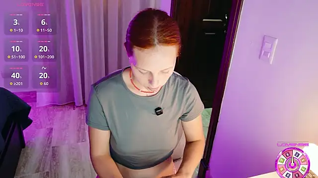 Snapshot of ViktoriaSilk chatting on June 2, 7:27 pm ViktoriaSilk online show from June 2, 7:27 pm