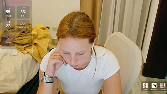 Snapshot of ViktoriaSilk chatting on July 28, 7:04 pm ViktoriaSilk online show from July 28, 7:04 pm