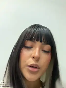 BrookRusell online show from March 29, 12:10 am