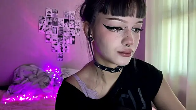 dieonisiaaaa online show from January 16, 6:50 am