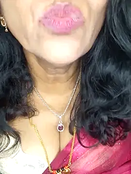 Snapshot of Maya_kannada chatting on January 18, 12:14 am Maya kannada online show from January 18, 12:14 am