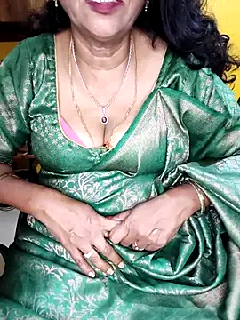 Snapshot of Maya_kannada chatting on February 6, 4:21 pm Maya kannada online show from February 6, 4:21 pm
