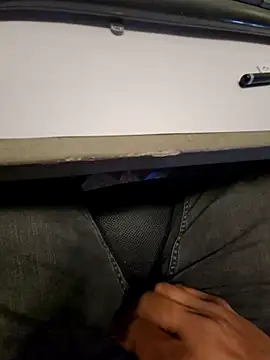 jerryrooh69 online show from March 17, 6:17 am