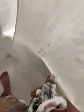 Snapshot of elpapigrande12 chatting on February 19, 1:01 am elpapigrande12 online show from February 19, 1:01 am