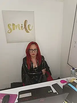 Snapshot of MarianaMonsalve_ chatting on February 19, 3:57 am MarianaMonsalve online show from February 19, 3:57 am