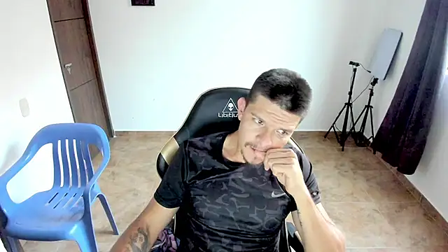 sexcolombia20 online show from March 23, 10:58 pm