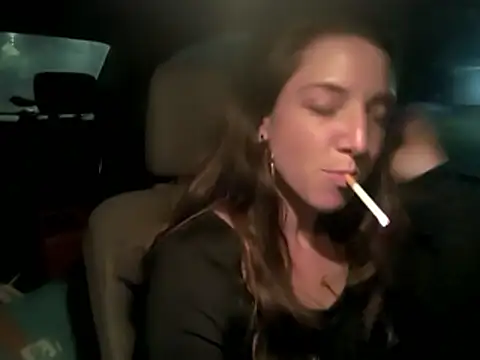 Snapshot of NickiiBianca chatting on January 13, 12:05 am NickiiBianca online show from January 13, 12:05 am