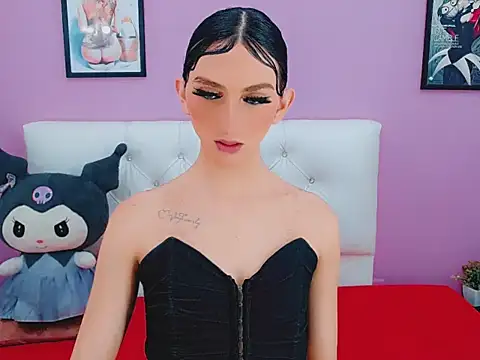 Snapshot of shantal_gil chatting on July 2, 3:56 am shantal gil online show from July 2, 3:56 am