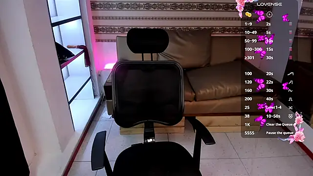 Snapshot of xxximena_angels_ chatting on February 13, 9:55 pm xxximena angels online show from February 13, 9:55 pm