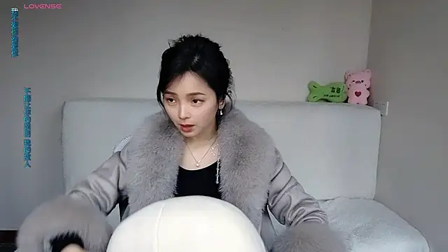 -J-o-y- online show from January 7, 1:41 am