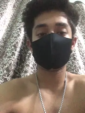 karan72819 online show from March 28, 8:19 pm