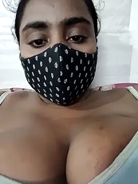 Hotty Nishaa online show from March 13, 7:20 pm