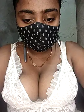 Hotty Nishaa online show from March 29, 11:49 pm